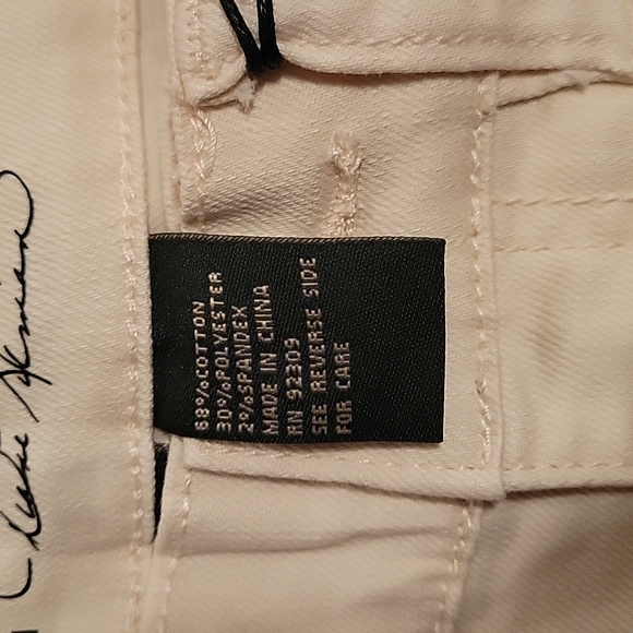 Diane Gilman Jean's Cream. - Picture 6 of 6